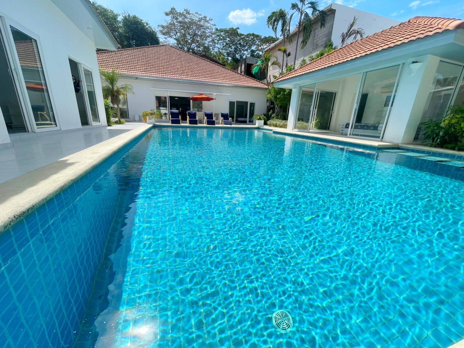 For Sale/Rent: At Majestic Residence @ Pratumnak Hill
