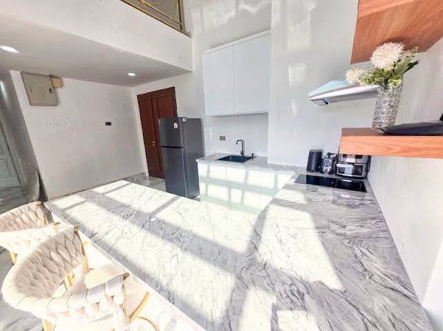 For Sale: DUPLEX PENTHOUSE OCEAN PEARL @ Pratumnak Hill