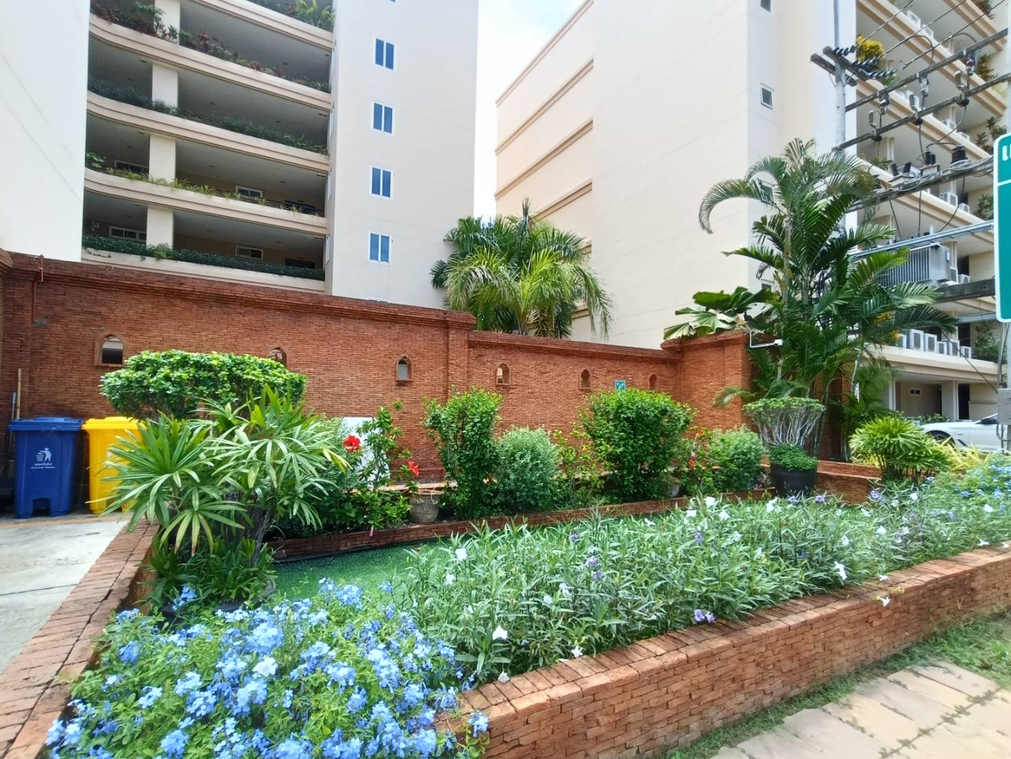 For Sale: Condo Executive Residence 4 @ Pratumnak hill