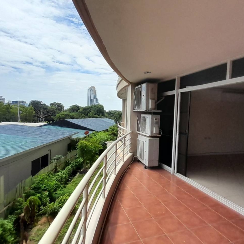 For Sale: Condo Executive Residence 4 @ Pratumnak hill