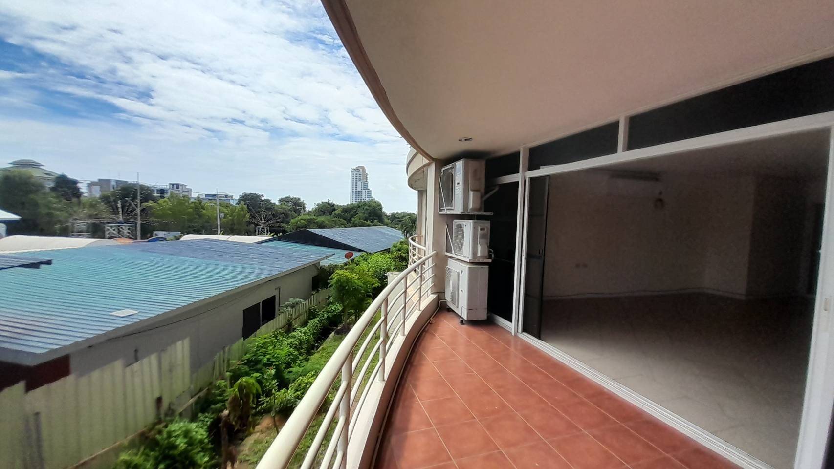 For Sale: Condo Executive Residence 4 @ Pratumnak hill