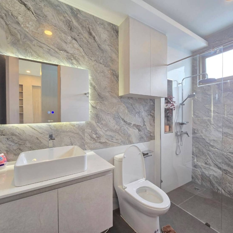 For Sale : (Pre-sale): Luxury Pool Villa @ Soi Chaipornvithi 22, Pornpraphanimit 19