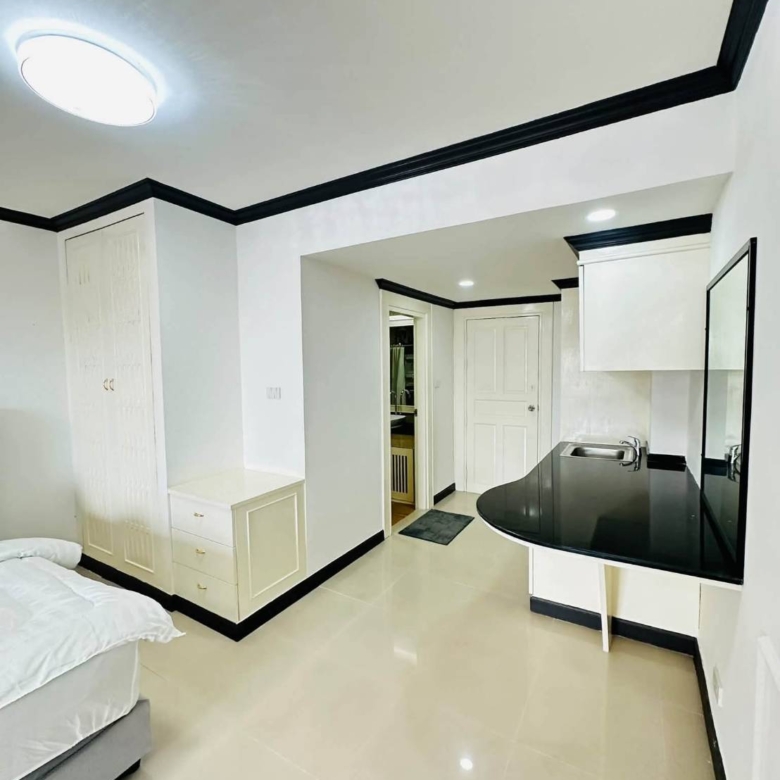 For Sale : Kiang Talay Condotel Sea view @ Pratumnak Hill