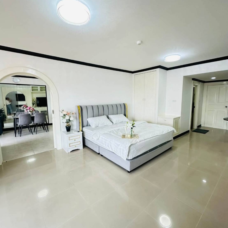 For Sale : Kiang Talay Condotel Sea view @ Pratumnak Hill