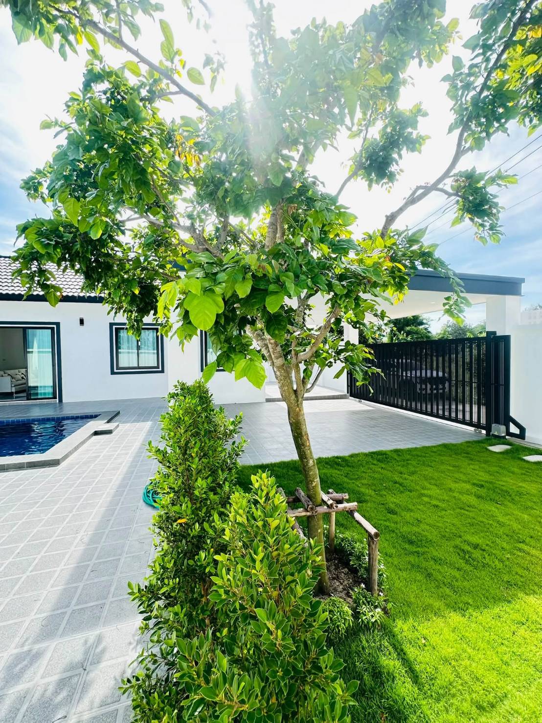 For Sale :Brand new corner pool villa @ Thung Klom-Tal Man