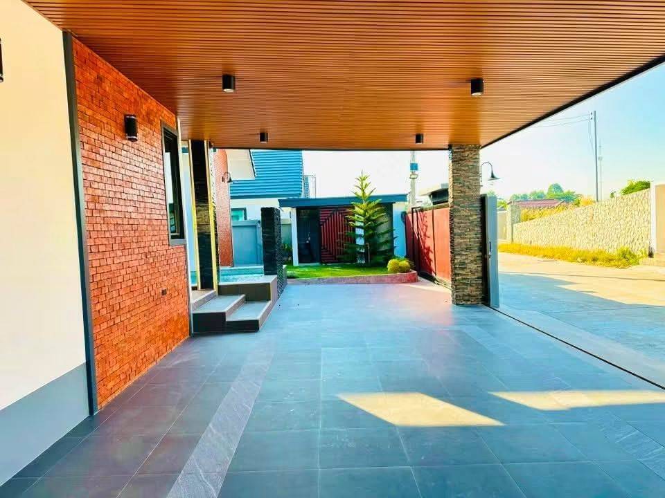 For Sale : Luxury Modern Pool Villa near Mabprachan Reservoir @ Pong – Pattaya