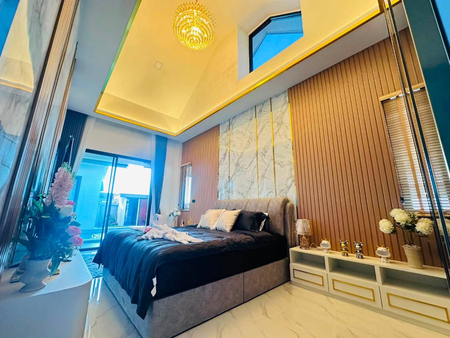For Sale : Luxury Modern Pool Villa near Mabprachan Reservoir @ Pong – Pattaya