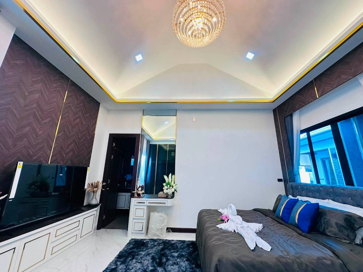 For Sale : Luxury Modern Pool Villa near Mabprachan Reservoir @ Pong – Pattaya