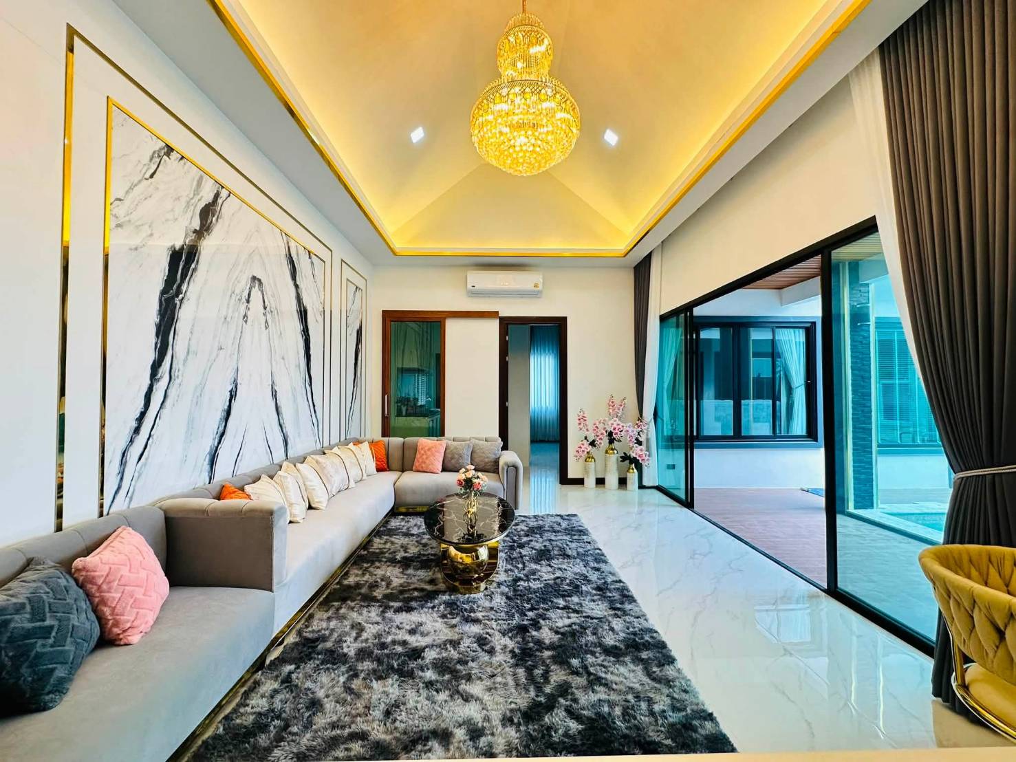 For Sale : Luxury Modern Pool Villa near Mabprachan Reservoir @ Pong – Pattaya