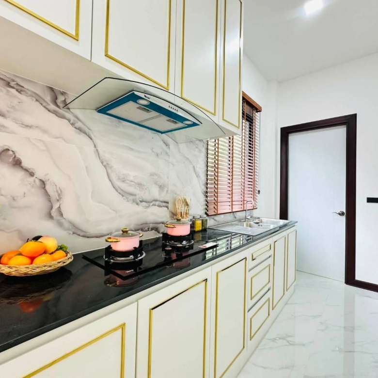 For Sale : Luxury Modern Pool Villa near Mabprachan Reservoir @ Pong – Pattaya