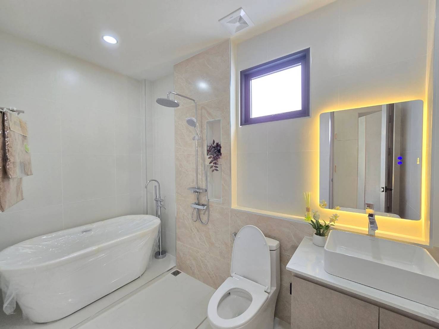 For Sale : Pre-sale Newly Built Pool Villa @Soi Siam Villa Club