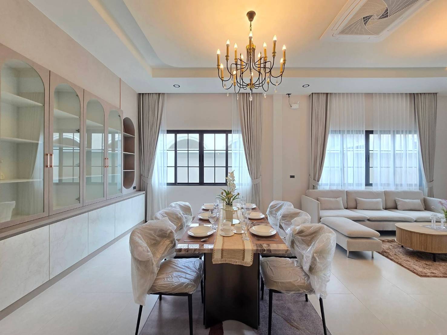 For Sale : Pre-sale Newly Built Pool Villa @Soi Siam Villa Club