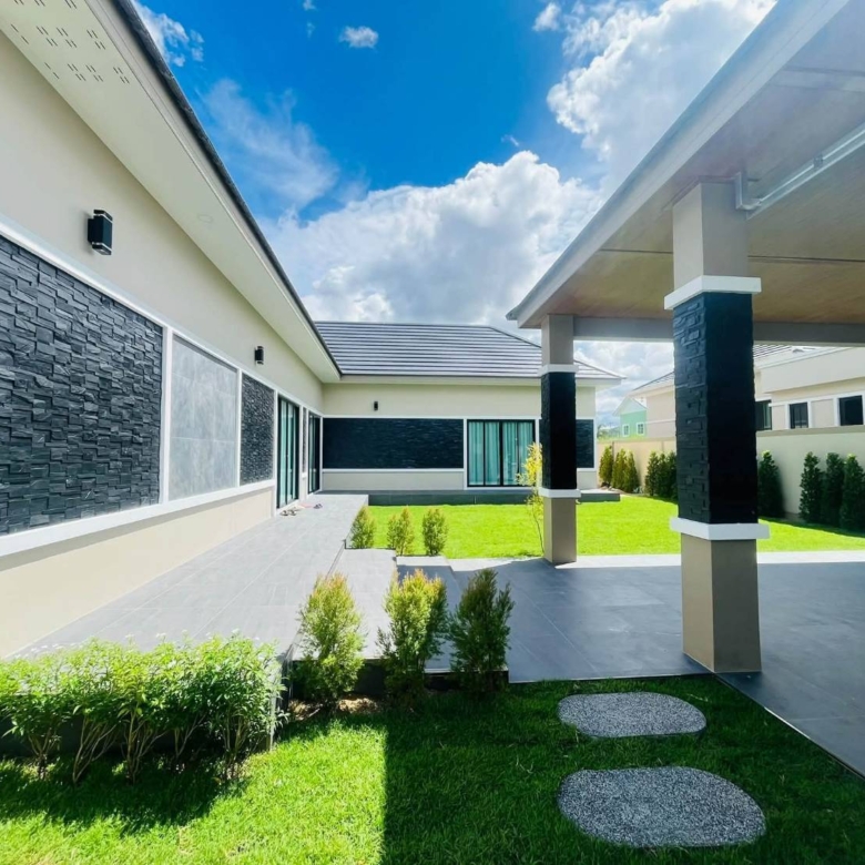 For Sale : Newly built detached house on a spacious plot @Pong – Mabprachan
