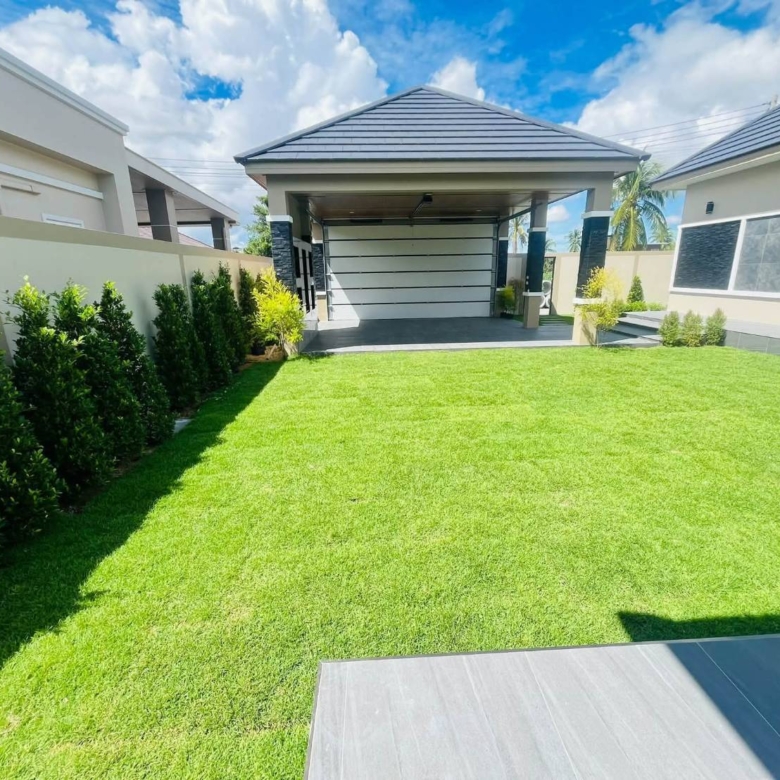 For Sale : Newly built detached house on a spacious plot @Pong – Mabprachan