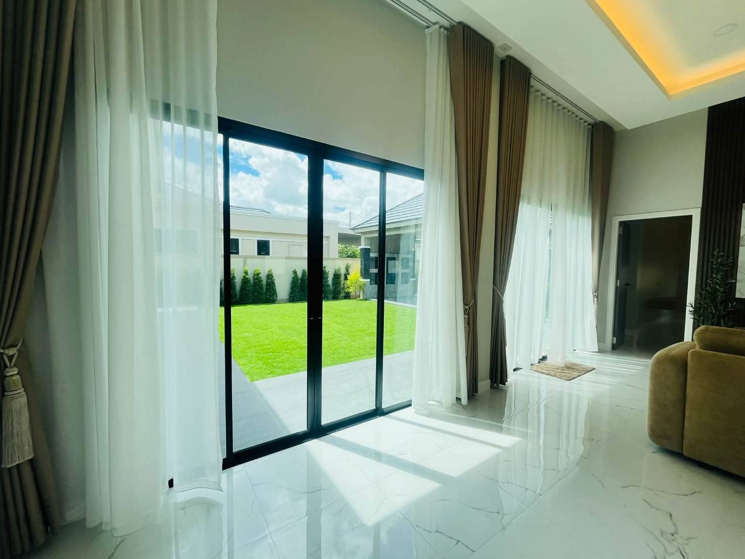 For Sale : Newly built detached house on a spacious plot @Pong – Mabprachan