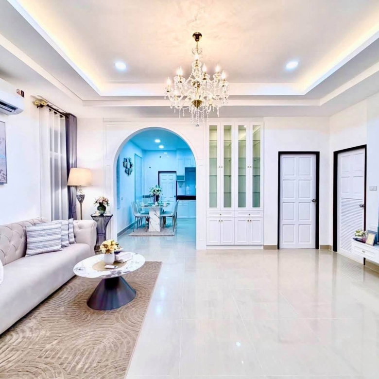 На продажу: одноэтажный отдельно стоящий дом в поселке Chokchai Home Garden 4