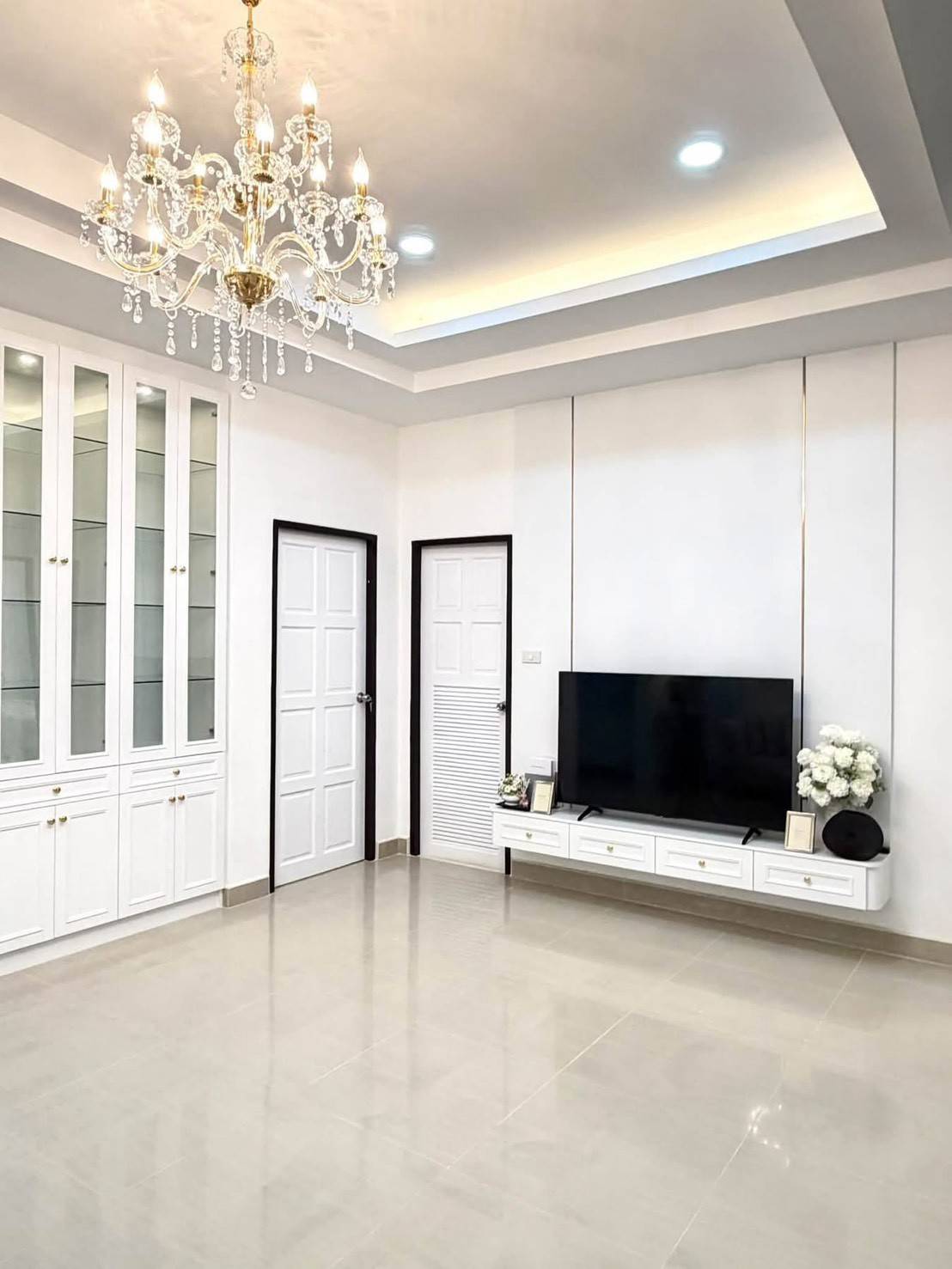 На продажу: одноэтажный отдельно стоящий дом в поселке Chokchai Home Garden 4