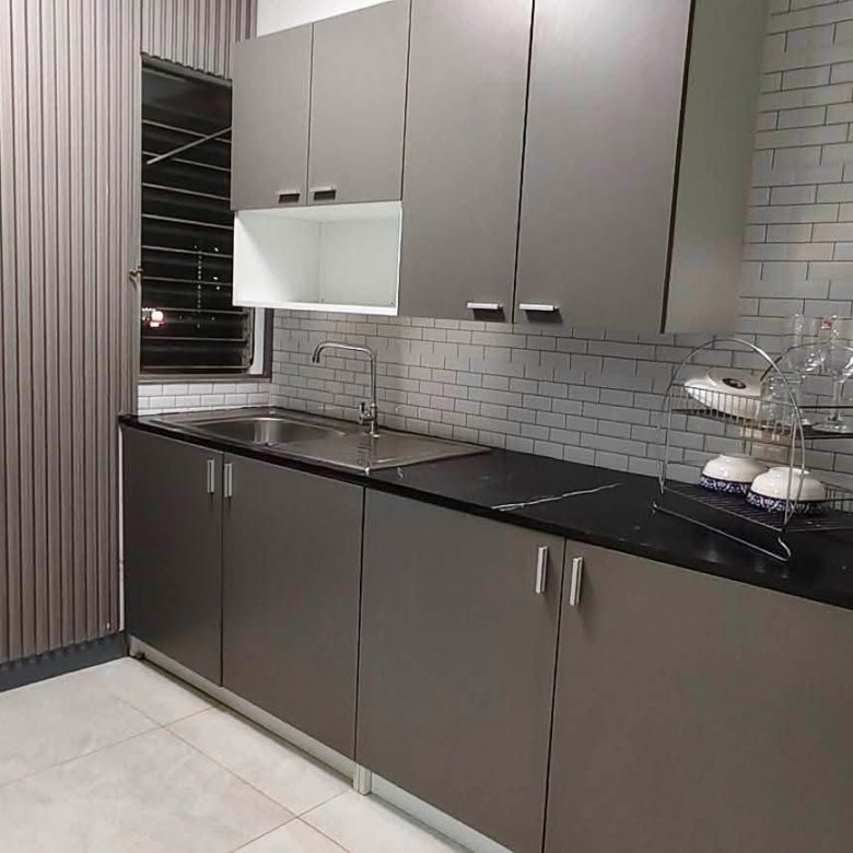 Luxury Style Decoration Condo 3 Bed, 2 Bath 156 SQM. @ Thepprasit Housing Authority