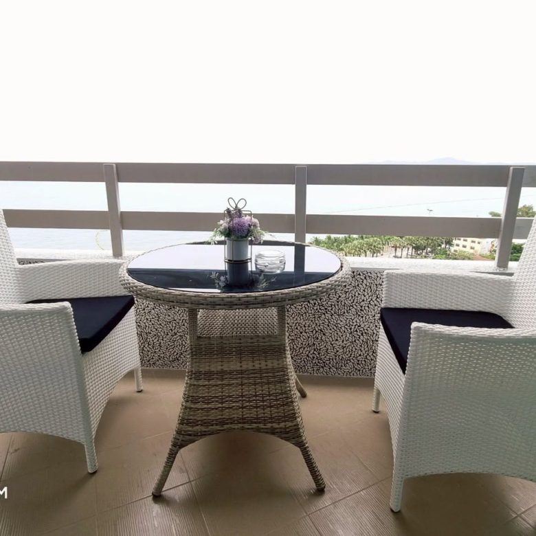 Beautiful Studio Condo 48 SQM. @ Jomtien Plaza Condotel