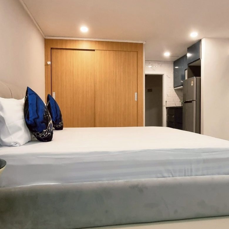 Beautiful Studio Condo 48 SQM. @ Jomtien Plaza Condotel