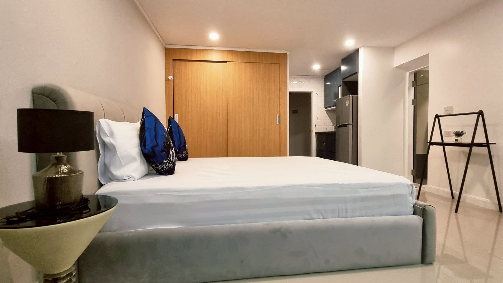 Beautiful Studio Condo 48 SQM. @ Jomtien Plaza Condotel