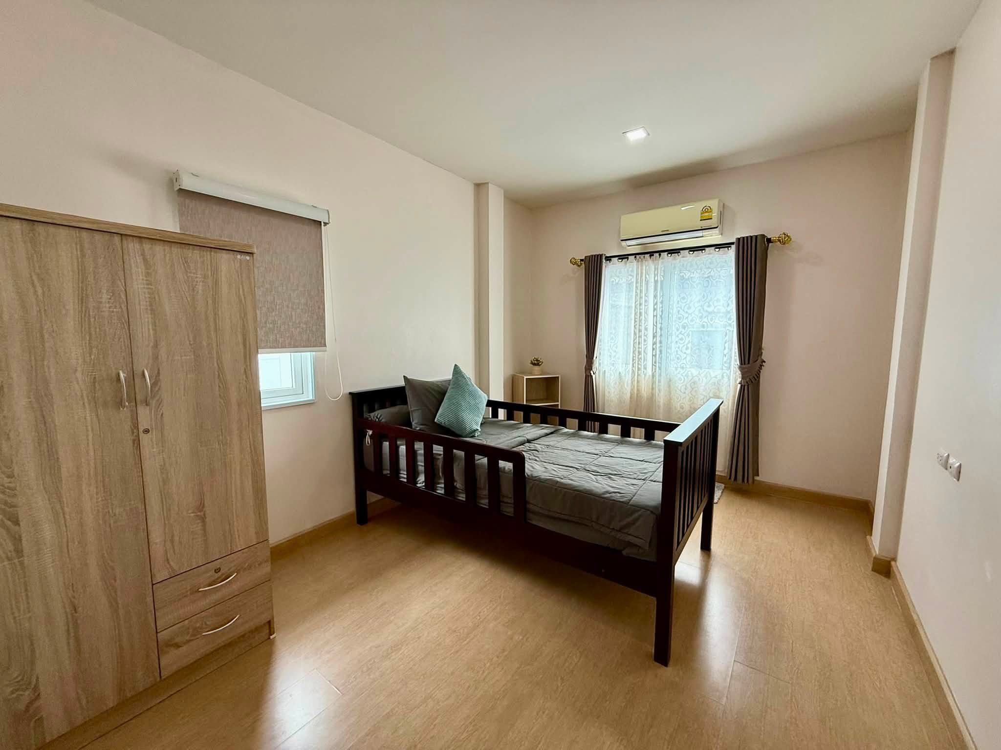 Maison moderne 4 chambres, 3 salles de bain, 40 SQW. @ THE PALM BANGSARAY
