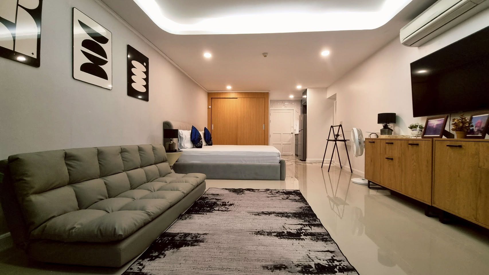 Beautiful Studio Condo 48 SQM. @ Jomtien Plaza Condotel