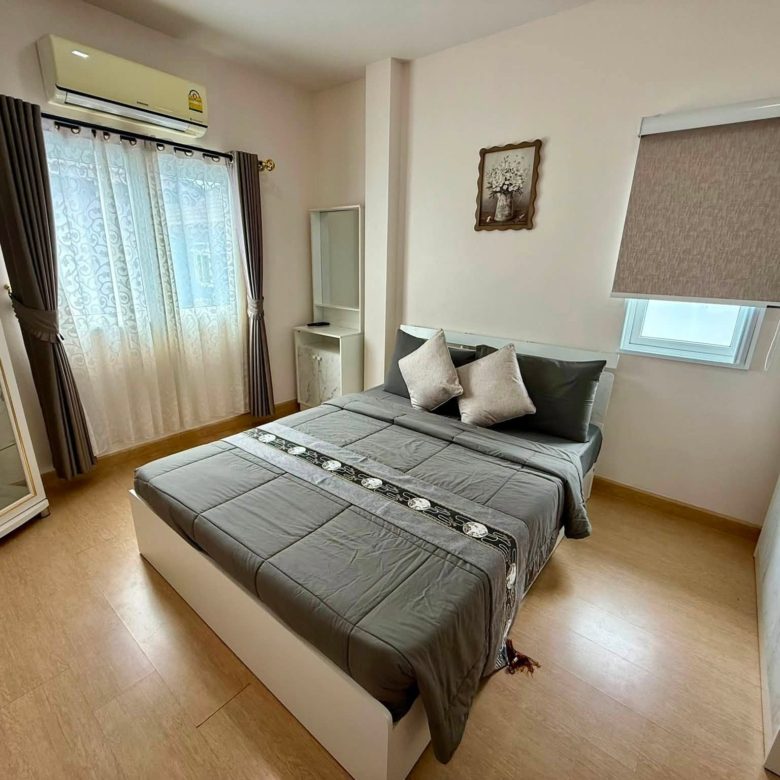 Maison moderne 4 chambres, 3 salles de bain, 40 SQW. @ THE PALM BANGSARAY