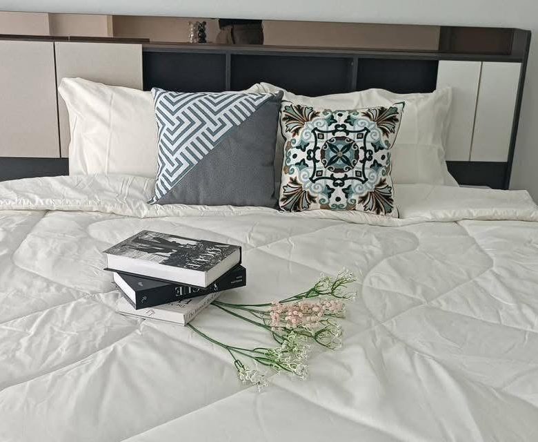 Luxury Style Decoration Condo 3 Bed, 2 Bath 156 SQM. @ Thepprasit Housing Authority