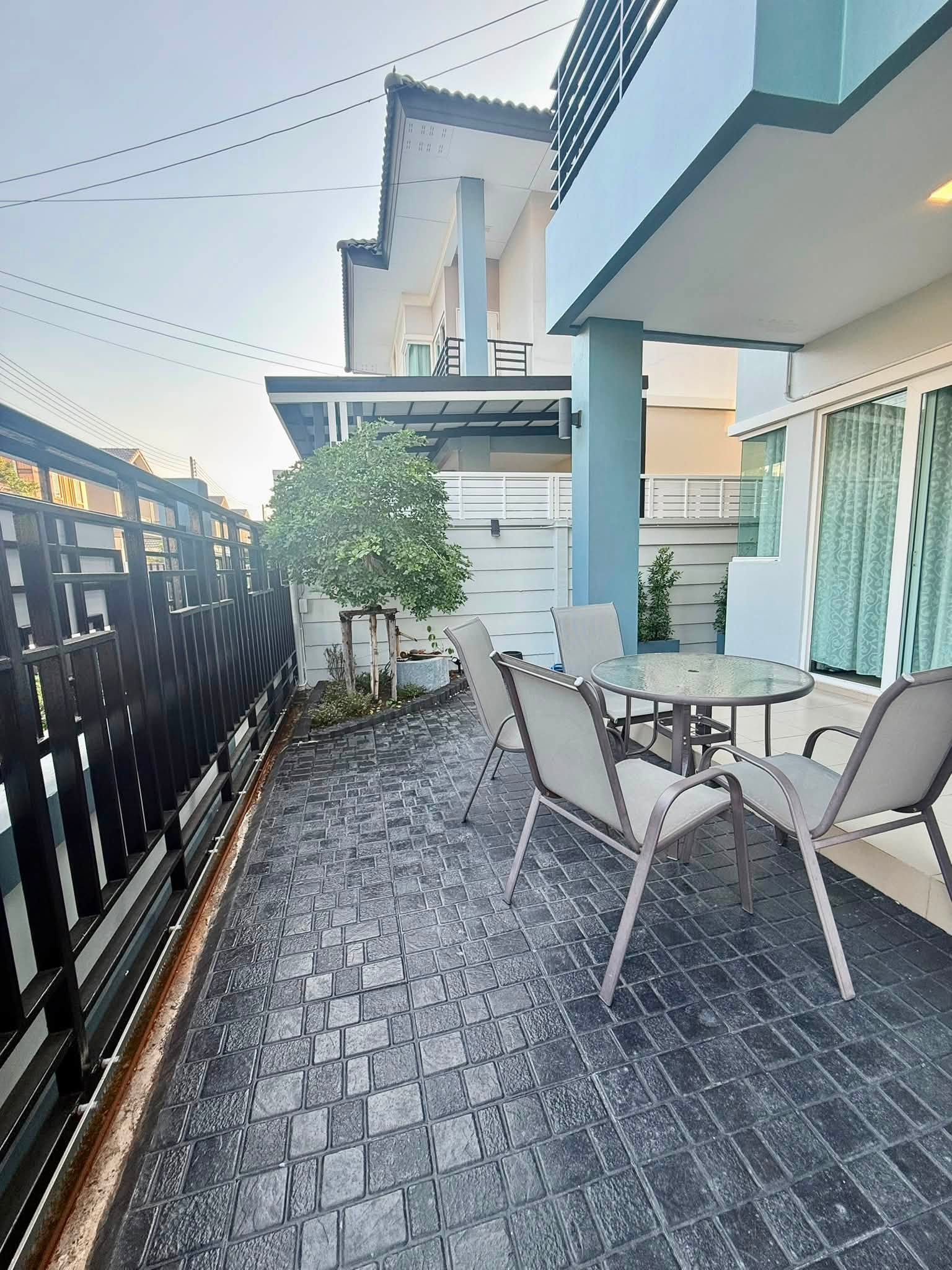 Maison moderne 4 chambres, 3 salles de bain, 40 SQW. @ THE PALM BANGSARAY