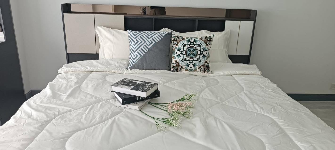 Luxury Style Decoration Condo 3 Bed, 2 Bath 156 SQM. @ Thepprasit Housing Authority