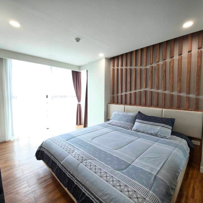 Nice & Peaceful Condo 2 Bed, 2 Bath 62.92 SQM. @ Dusit Grand Park 1