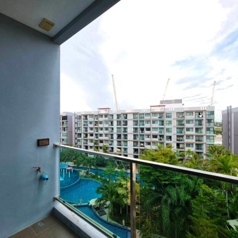Nice & Peaceful Condo 2 Bed, 2 Bath 62.92 SQM. @ Dusit Grand Park 1