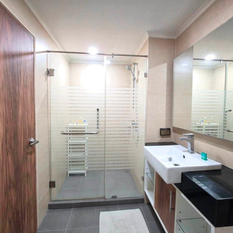 Nice & Peaceful Condo 2 Bed, 2 Bath 62.92 SQM. @ Dusit Grand Park 1