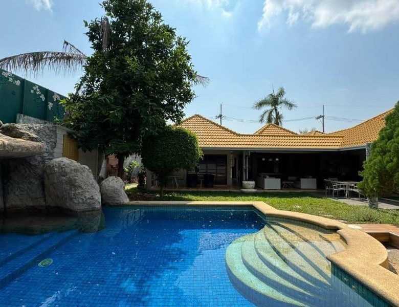 Private Pool Villa 209 SQW. @ Siam Soi