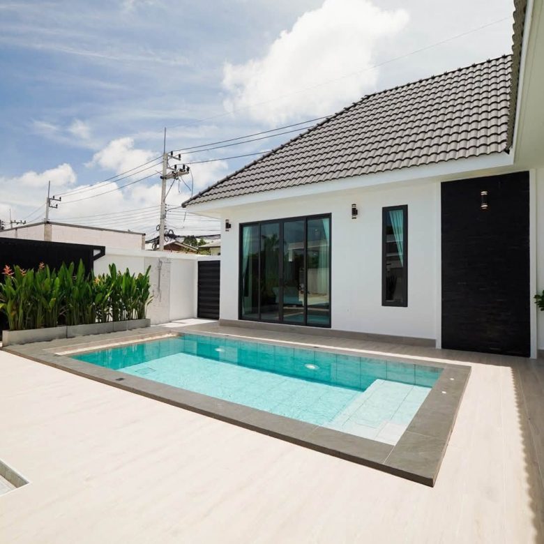 Detached Pool Villa 3 Bed, 4 Bath 100 SQW.@ Huay Yai