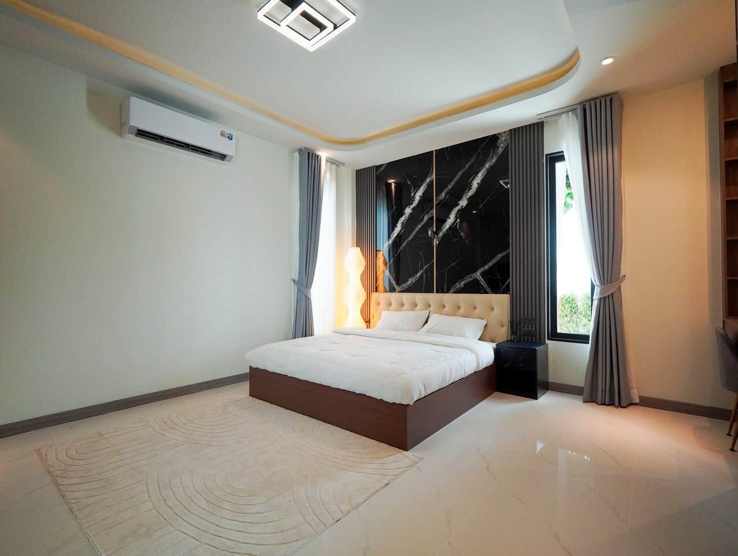Detached Pool Villa 3 Bed, 4 Bath 100 SQW.@ Huay Yai