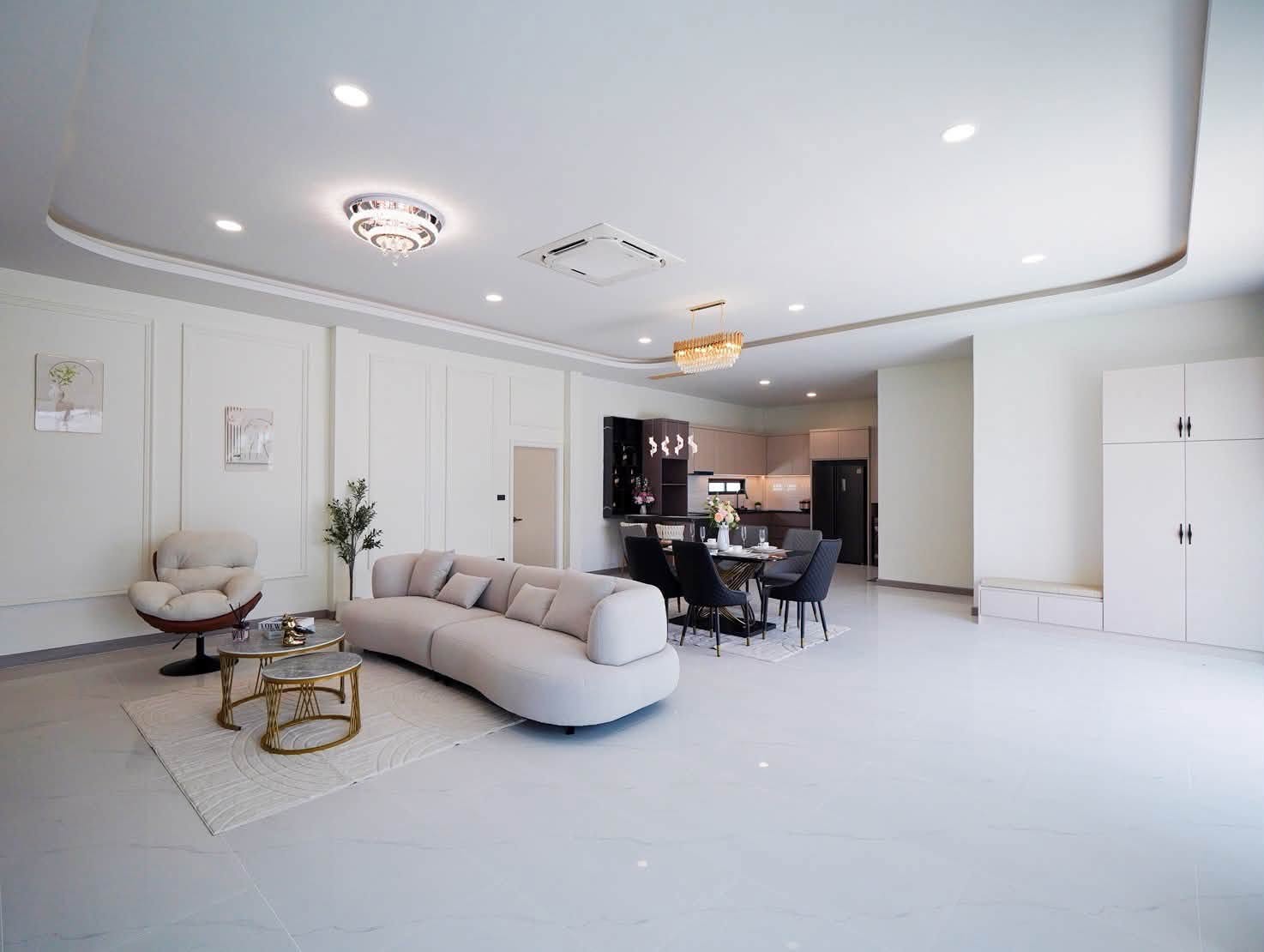 Detached Pool Villa 3 Bed, 4 Bath 100 SQW.@ Huay Yai