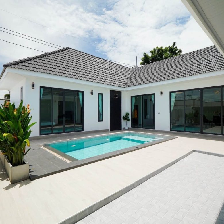 Detached Pool Villa 3 Bed, 4 Bath 100 SQW.@ Huay Yai