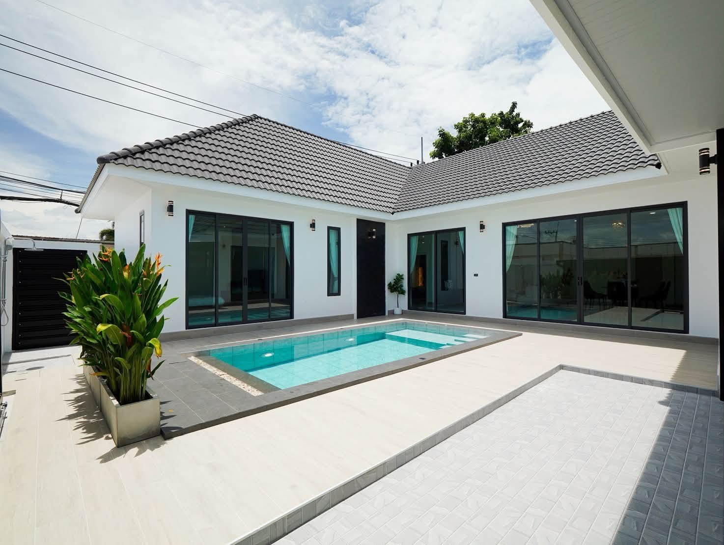 786385132_4599168780314046_2199119326561675516_n Detached Pool Villa 3 Bed, 4 Bath 100 SQW.@ Huay Yai