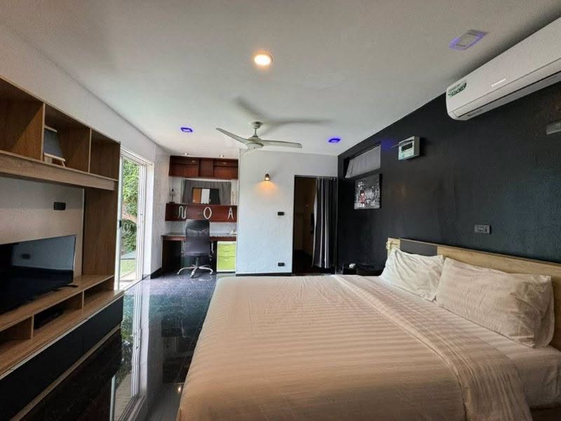 Private Pool Villa 209 SQW. @ Siam Soi