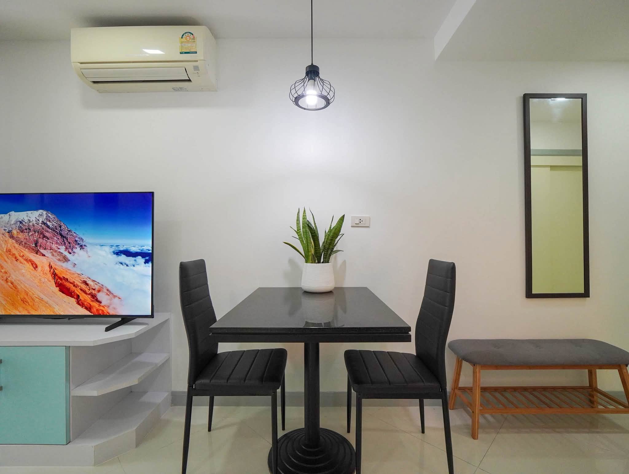 Convenient Location Condo 1 Bed, 1 Bath 45.8 SQM. @ Jada Beach Condo, Jomtien