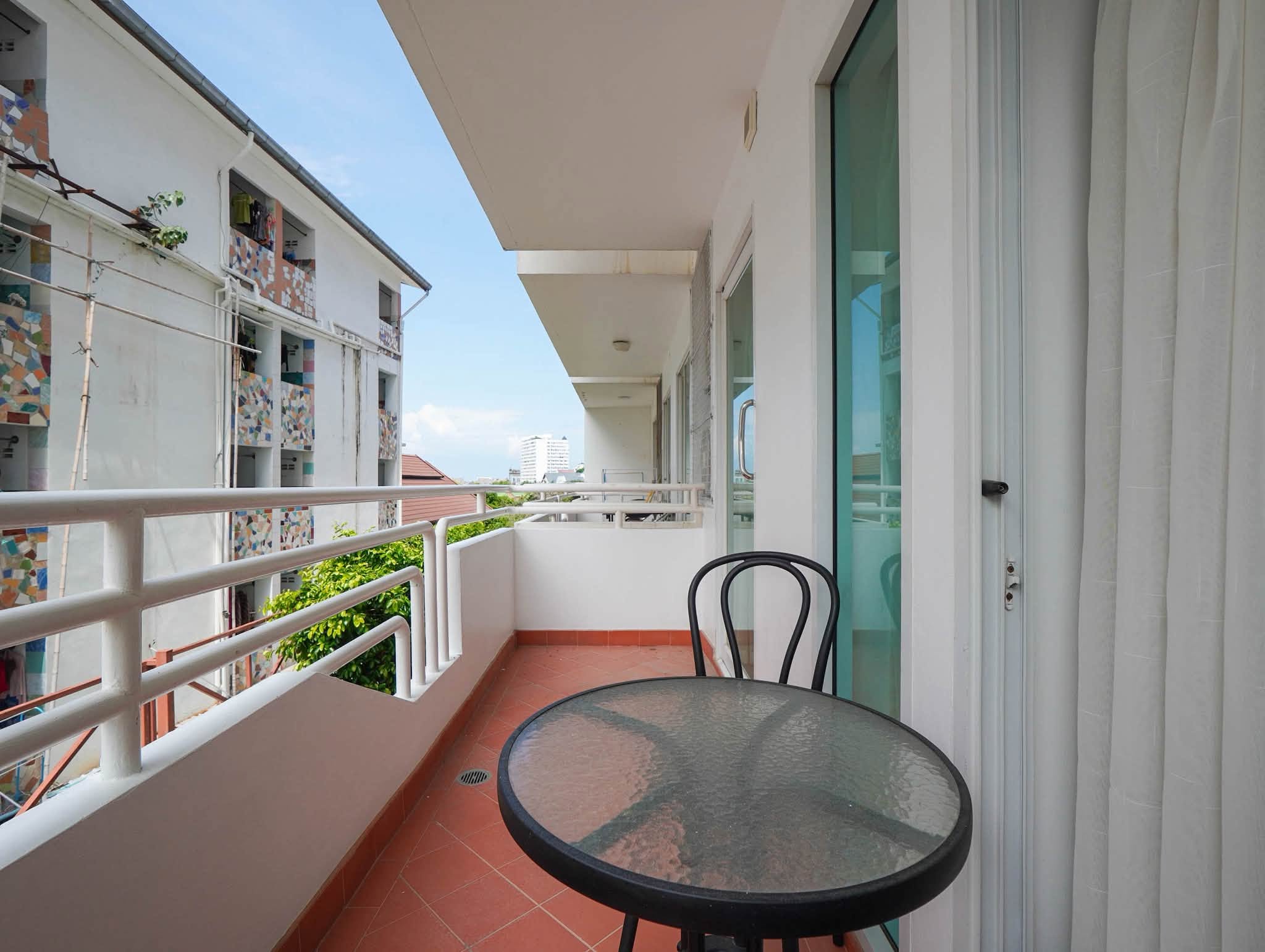 Convenient Location Condo 1 Bed, 1 Bath 45.8 SQM. @ Jada Beach Condo, Jomtien