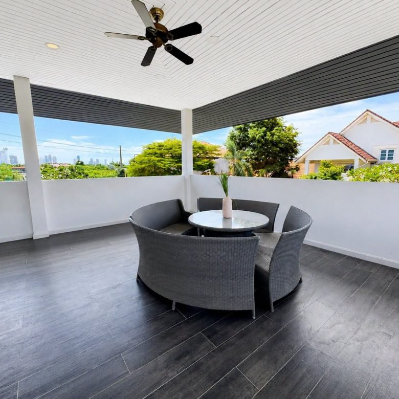 Spacious 2-Story Detached Pool Villa 5 Bed, 6 Bath 177.4 SQW. @ Pattaya Park Hill Village (Nong Yai 2)