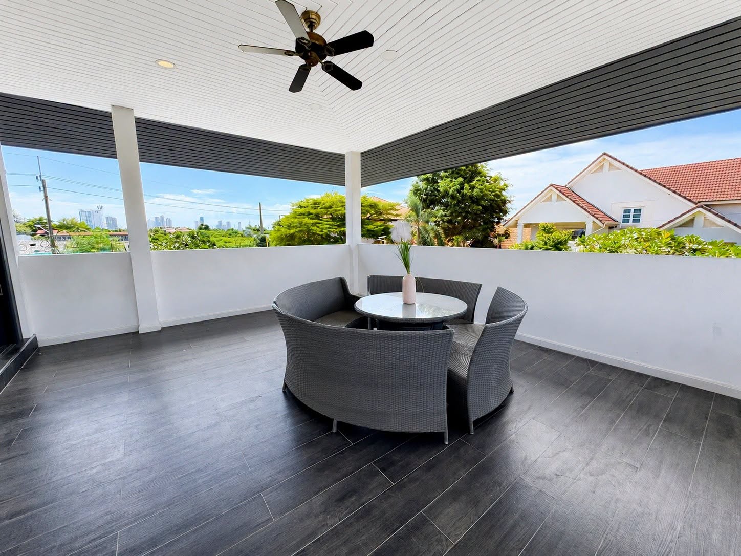 Spacious 2-Story Detached Pool Villa 5 Bed, 6 Bath 177.4 SQW. @ Pattaya Park Hill Village (Nong Yai 2)