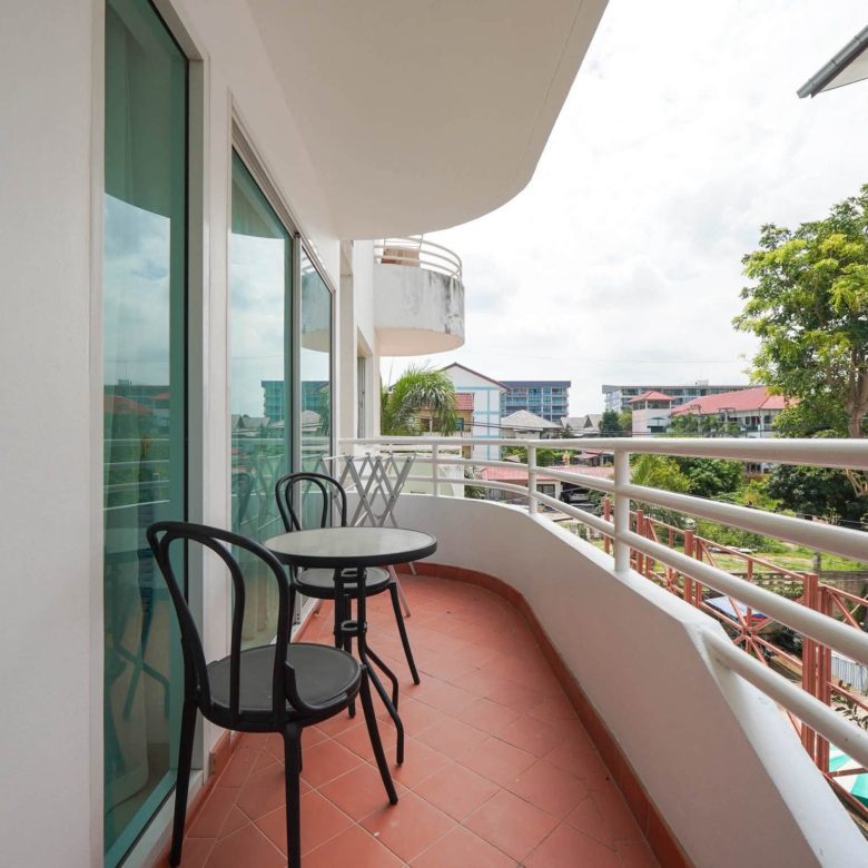 Convenient Location Condo 1 Bed, 1 Bath 45.8 SQM. @ Jada Beach Condo, Jomtien