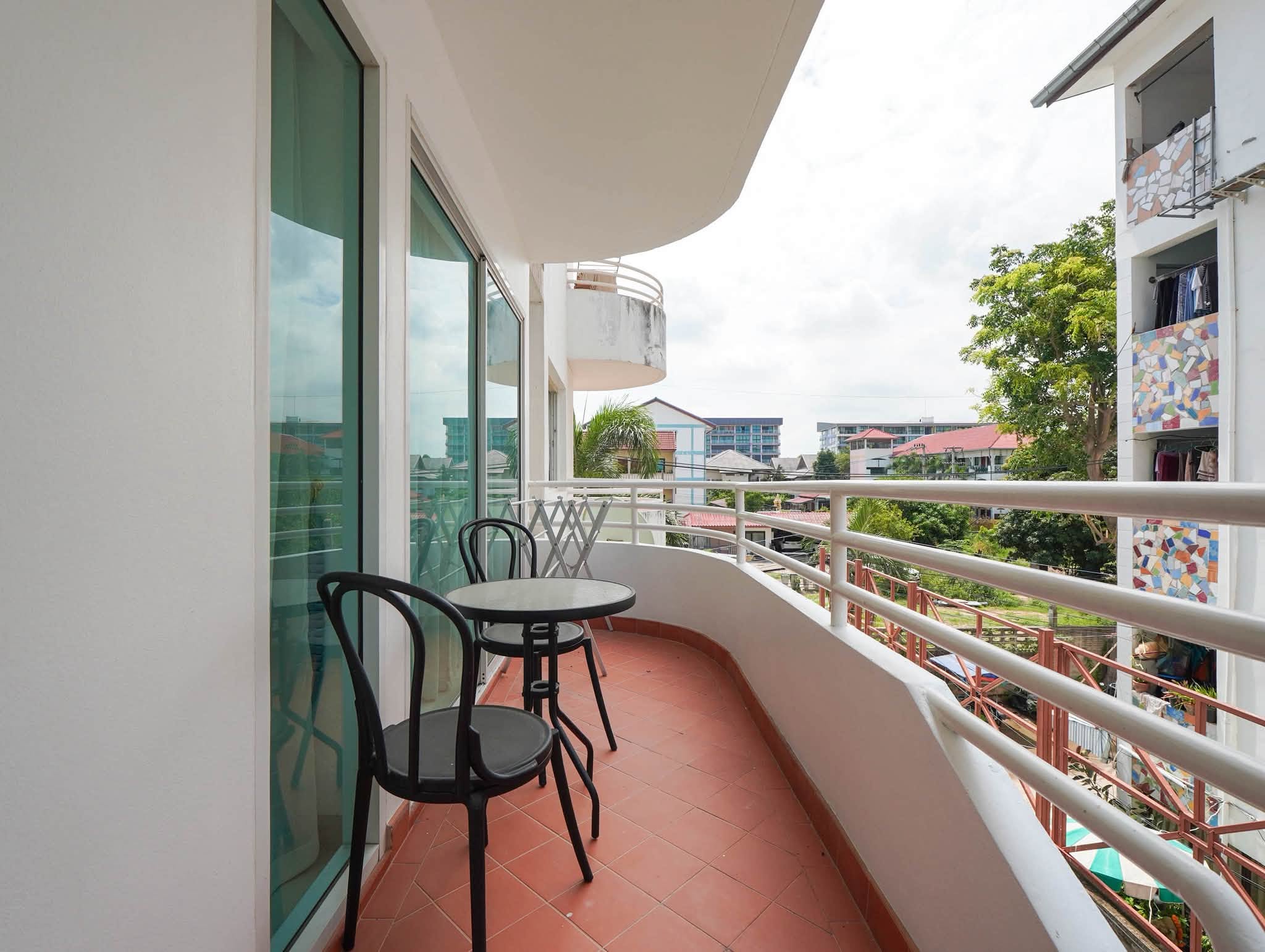 Convenient Location Condo 1 Bed, 1 Bath 45.8 SQM. @ Jada Beach Condo, Jomtien