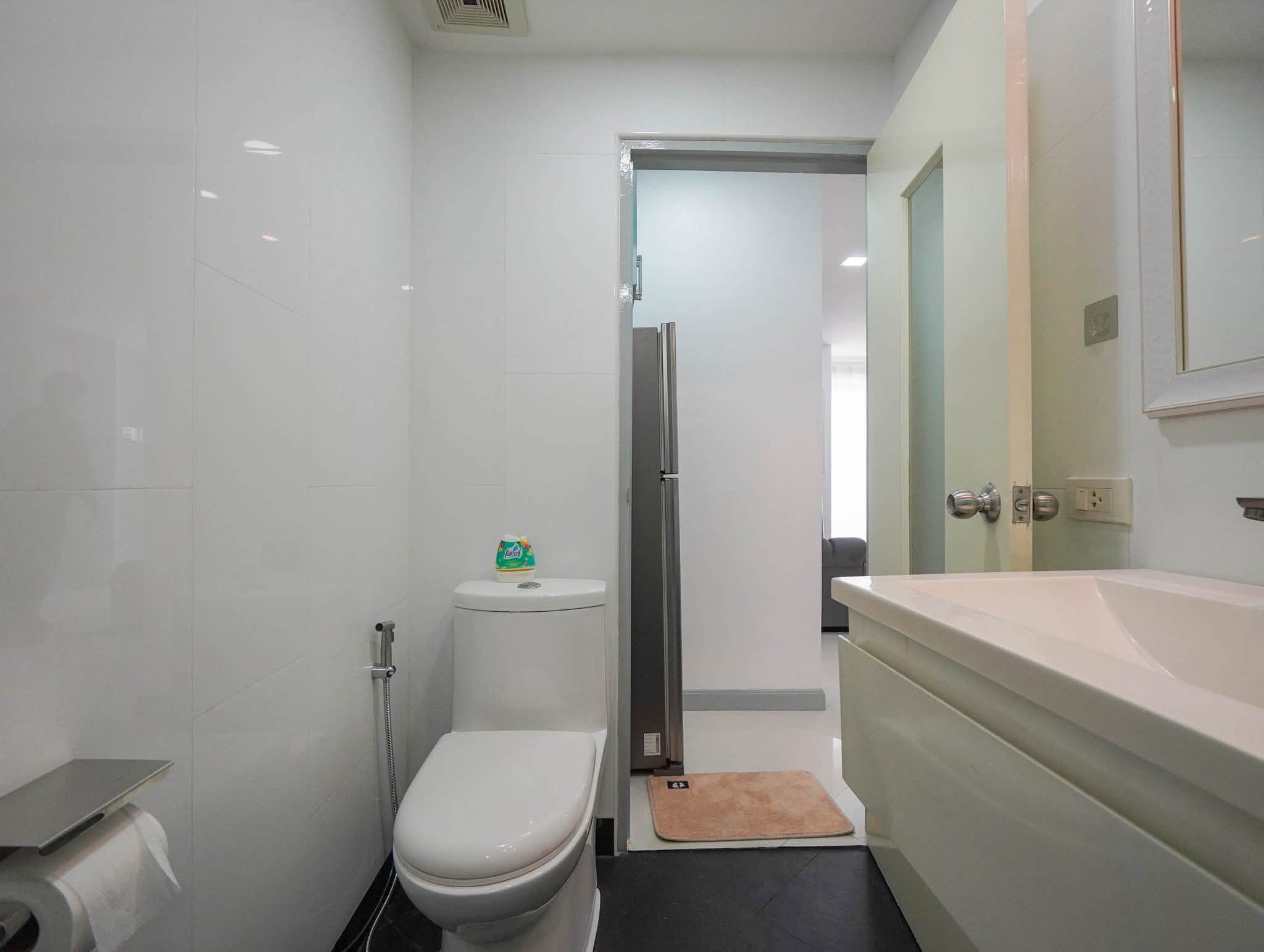Convenient Location Condo 1 Bed, 1 Bath 45.8 SQM. @ Jada Beach Condo, Jomtien