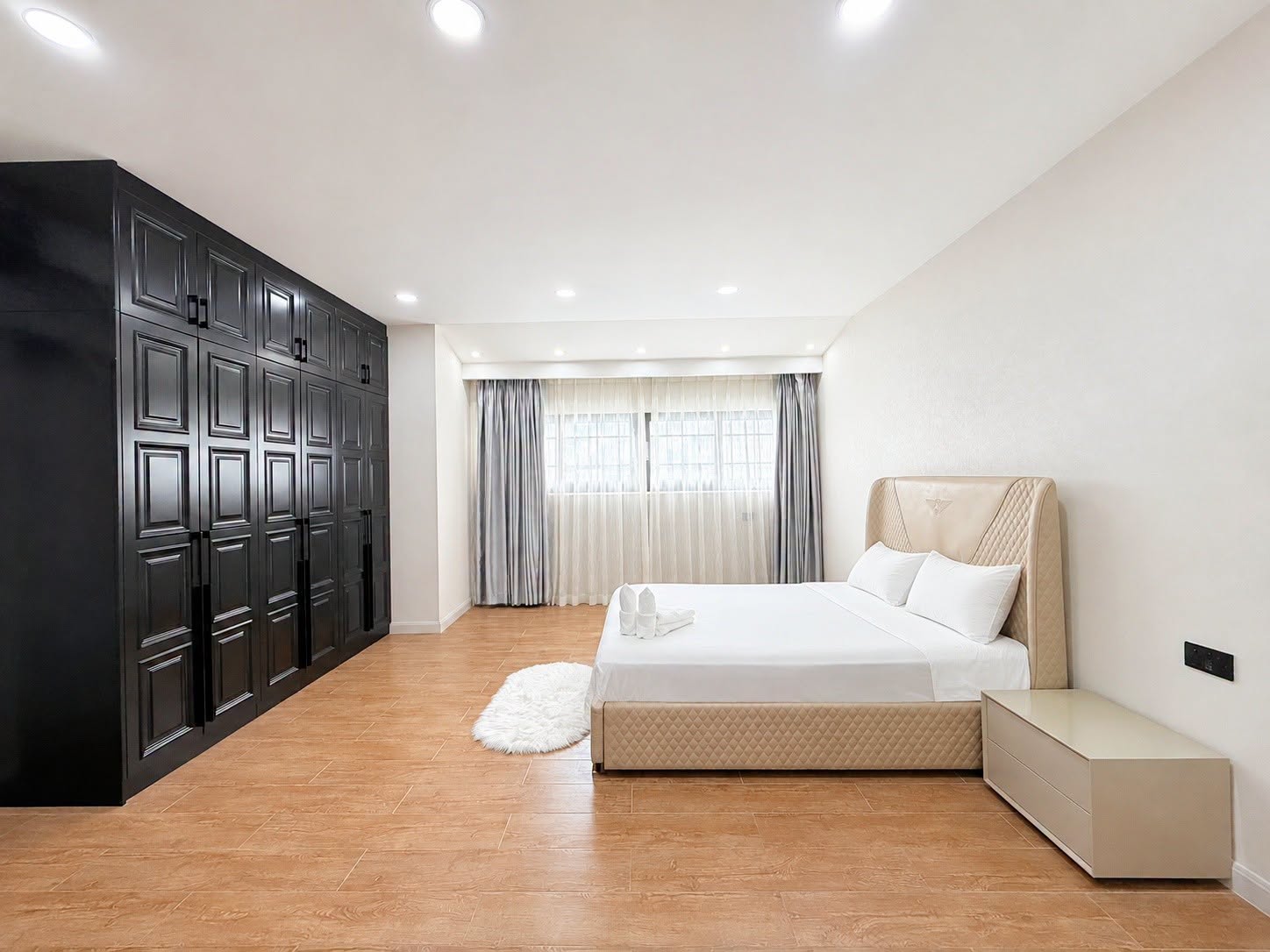 Spacious 2-Story Detached Pool Villa 5 Bed, 6 Bath 177.4 SQW. @ Pattaya Park Hill Village (Nong Yai 2)