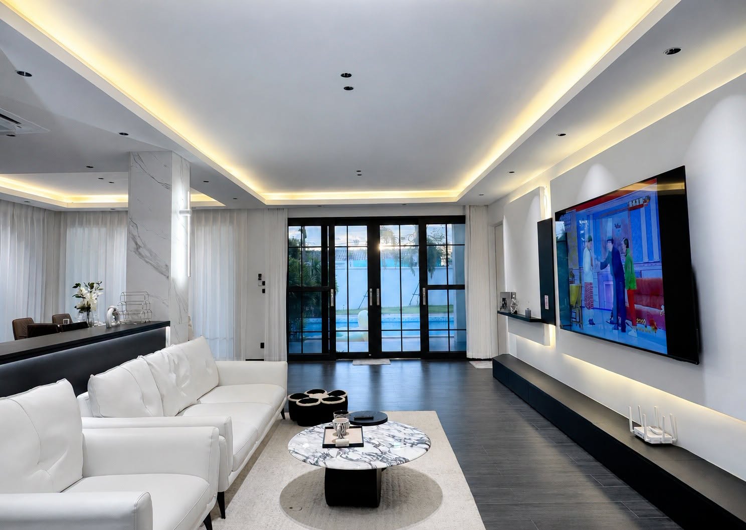 Spacious 2-Story Detached Pool Villa 5 Bed, 6 Bath 177.4 SQW. @ Pattaya Park Hill Village (Nong Yai 2)